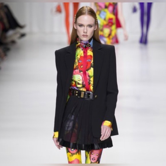 Colorful & Funky Pop Art Lip Print Peplum Tank Top - Picture 6 of 7